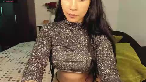 Snapshot of angellaisabella chatting on 04.25.26 ANGELA ISABELLA online show from 04.25.26