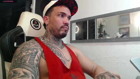 Snapshot of angellatino0 chatting on 12.17.24 angellatino0 online show from 12.17.24