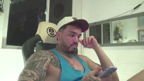 Snapshot of angellatino0 chatting on 12.29.24 angellatino0 online show from 12.29.24