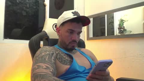 Snapshot of angellatino0 chatting on 01.30.25 angellatino0 online show from 01.30.25
