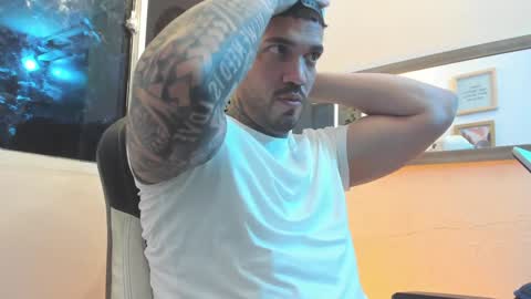 Snapshot of angellatino0 chatting on 02.08.25 angellatino0 online show from 02.08.25