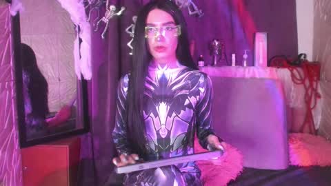 Angellike online show from 10.25.25