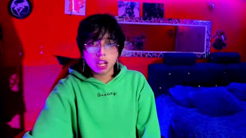 Snapshot of angellonfire chatting on 01.21.25 Angel  online show from 01.21.25