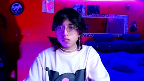 Snapshot of angellonfire chatting on 01.29.25 Angel  online show from 01.29.25