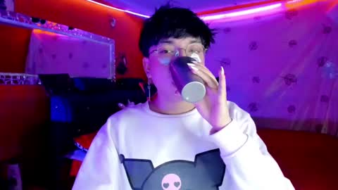 Snapshot of angellonfire chatting on 09.16.25 Angel  online show from 09.16.25