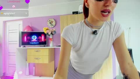 Snapshot of angelly_fox chatting on 07.24.26 Angelli online show from 07.24.26