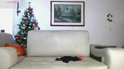 Angelm888-  online show from 12.21.25