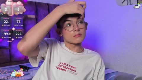 Angelo I work from home this is my room  online show from 01.05.25