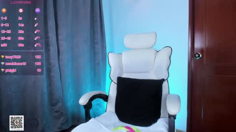 Angelo Ferro online show from 12.04.24