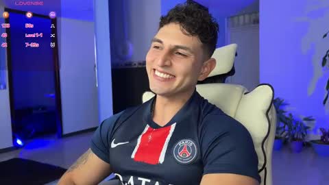 Angelo Ferro online show from 03.05.25