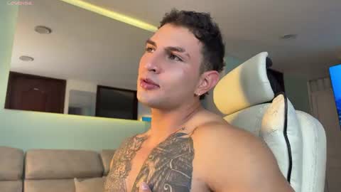 Snapshot of angeloferro1 chatting on 06.30.26 Angelo Ferro online show from 06.30.26