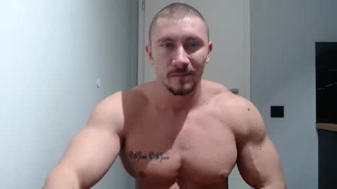 Snapshot of angelofit chatting on 12.02.24  ------- SEX SHOW WITH GUYS AND GIRLS  MUSCLE SHOW online show from 12.02.24