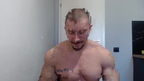 Snapshot of angelofit chatting on 01.09.25  ------- SEX SHOW WITH GUYS AND GIRLS  MUSCLE SHOW online show from 01.09.25