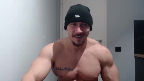 Snapshot of angelofit chatting on 01.09.25  ------- SEX SHOW WITH GUYS AND GIRLS  MUSCLE SHOW online show from 01.09.25