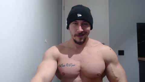Snapshot of angelofit chatting on 01.24.25  ------- SEX SHOW WITH GUYS AND GIRLS  MUSCLE SHOW online show from 01.24.25