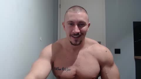 Snapshot of angelofit chatting on 01.30.25  ------- SEX SHOW WITH GUYS AND GIRLS  MUSCLE SHOW online show from 01.30.25
