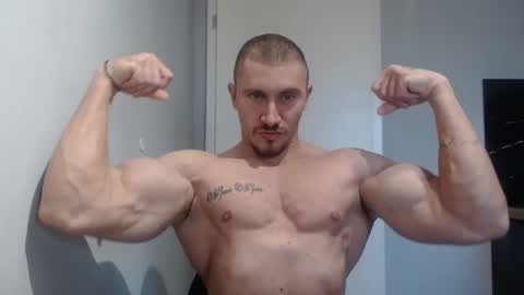 Snapshot of angelofit chatting on 02.06.25  ------- SEX SHOW WITH GUYS AND GIRLS  MUSCLE SHOW online show from 02.06.25