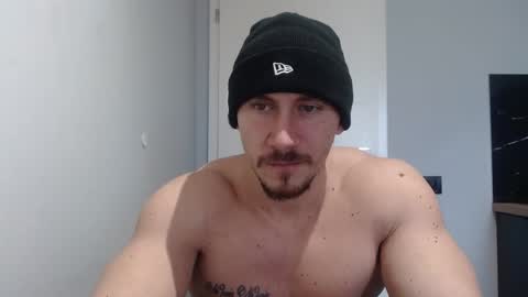 Snapshot of angelofit chatting on 02.07.25  ------- SEX SHOW WITH GUYS AND GIRLS  MUSCLE SHOW online show from 02.07.25