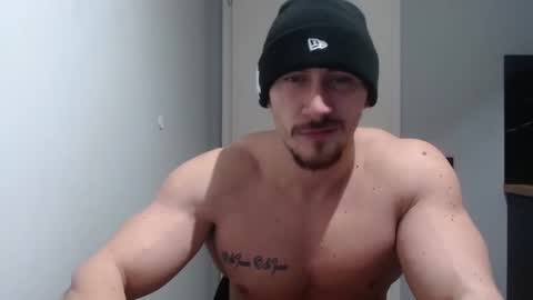 Snapshot of angelofit chatting on 02.12.25  ------- SEX SHOW WITH GUYS AND GIRLS  MUSCLE SHOW online show from 02.12.25