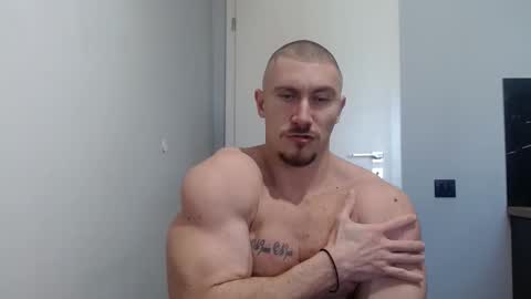 Snapshot of angelofit chatting on 02.14.25  ------- SEX SHOW WITH GUYS AND GIRLS  MUSCLE SHOW online show from 02.14.25