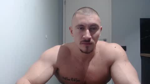 Snapshot of angelofit chatting on 02.16.25  ------- SEX SHOW WITH GUYS AND GIRLS  MUSCLE SHOW online show from 02.16.25
