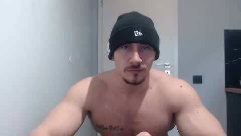 Snapshot of angelofit chatting on 02.22.25  ------- SEX SHOW WITH GUYS AND GIRLS  MUSCLE SHOW online show from 02.22.25