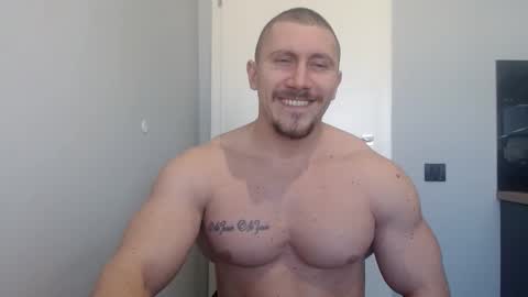 Snapshot of angelofit chatting on 02.24.25  ------- SEX SHOW WITH GUYS AND GIRLS  MUSCLE SHOW online show from 02.24.25