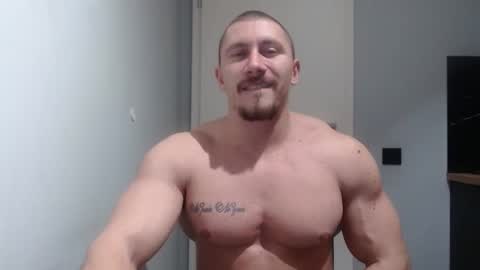 Snapshot of angelofit chatting on 03.03.25  ------- SEX SHOW WITH GUYS AND GIRLS  MUSCLE SHOW online show from 03.03.25
