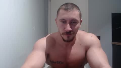 Snapshot of angelofit chatting on 03.11.25  ------- SEX SHOW WITH GUYS AND GIRLS  MUSCLE SHOW online show from 03.11.25