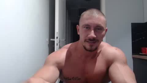 Snapshot of angelofit chatting on 09.12.25  ------- SEX SHOW WITH GUYS AND GIRLS  MUSCLE SHOW online show from 09.12.25