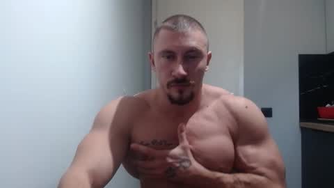 Snapshot of angelofit chatting on 10.11.25  ------- SEX SHOW WITH GUYS AND GIRLS  MUSCLE SHOW online show from 10.11.25