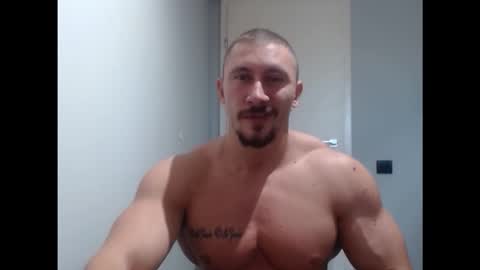 Snapshot of angelofit chatting on 10.14.25  ------- SEX SHOW WITH GUYS AND GIRLS  MUSCLE SHOW online show from 10.14.25