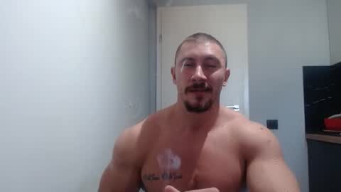Snapshot of angelofit chatting on 10.16.25  ------- SEX SHOW WITH GUYS AND GIRLS  MUSCLE SHOW online show from 10.16.25