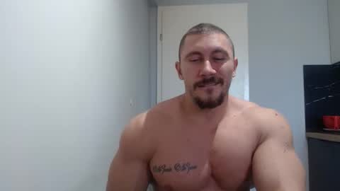 Snapshot of angelofit chatting on 10.18.25  ------- SEX SHOW WITH GUYS AND GIRLS  MUSCLE SHOW online show from 10.18.25