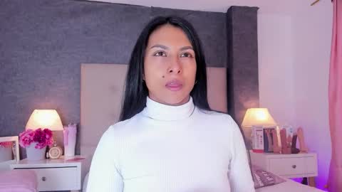 Angela online show from 10.04.25