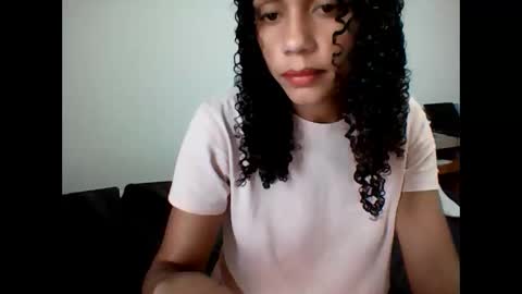 Snapshot of angelsexy888 chatting on 10.17.25 angelsexy888 online show from 10.17.25