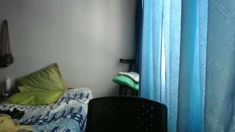 Snapshot of angelsexylatina chatting on 01.22.25 rebeca online show from 01.22.25