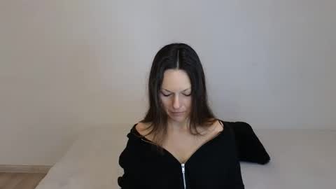 Giulia online show from 02.08.26