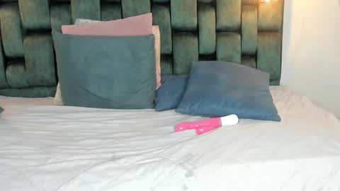 ANGIE online show from 01.26.25