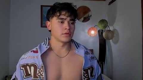 Snapshot of angelx_fox chatting on 02.18.25 Angel Fox online show from 02.18.25