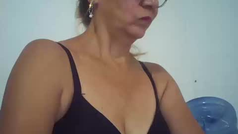 angelycute476334 online show from 10.17.25