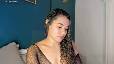 Snapshot of angie_leonn chatting on 06.01.26 A N G I E online show from 06.01.26