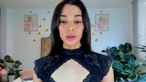 Snapshot of angie_modelo chatting on 06.14.26 Anabella online show from 06.14.26