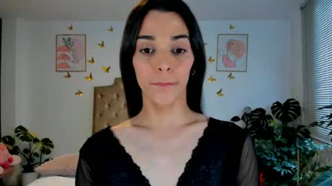 Snapshot of angie_modelo chatting on 06.19.26 Anabella online show from 06.19.26