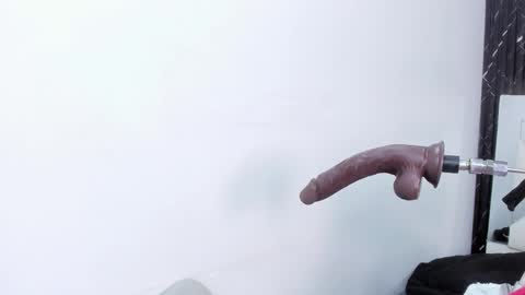 A N G I E.  online show from 03.06.25