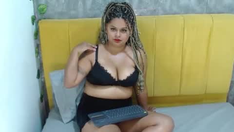 Snapshot of angiekatrinacm101 chatting on 02.12.26 angiekatrinacm101 online show from 02.12.26