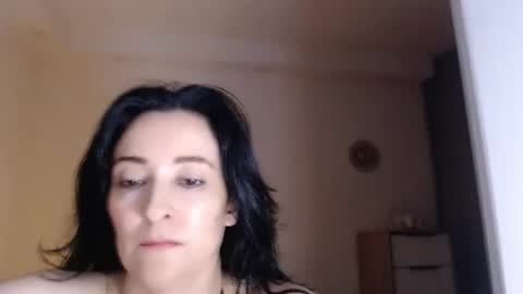 VALENTINA online show from 11.03.25