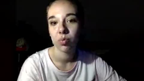 Snapshot of angle_cute05 chatting on 06.25.26 Angel Cute online show from 06.25.26