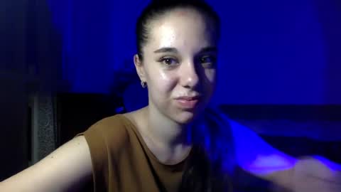 Snapshot of angle_cute05 chatting on 06.30.26 Angel Cute online show from 06.30.26