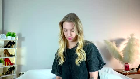 Lera My next stream on November 30 online show from 01.01.25